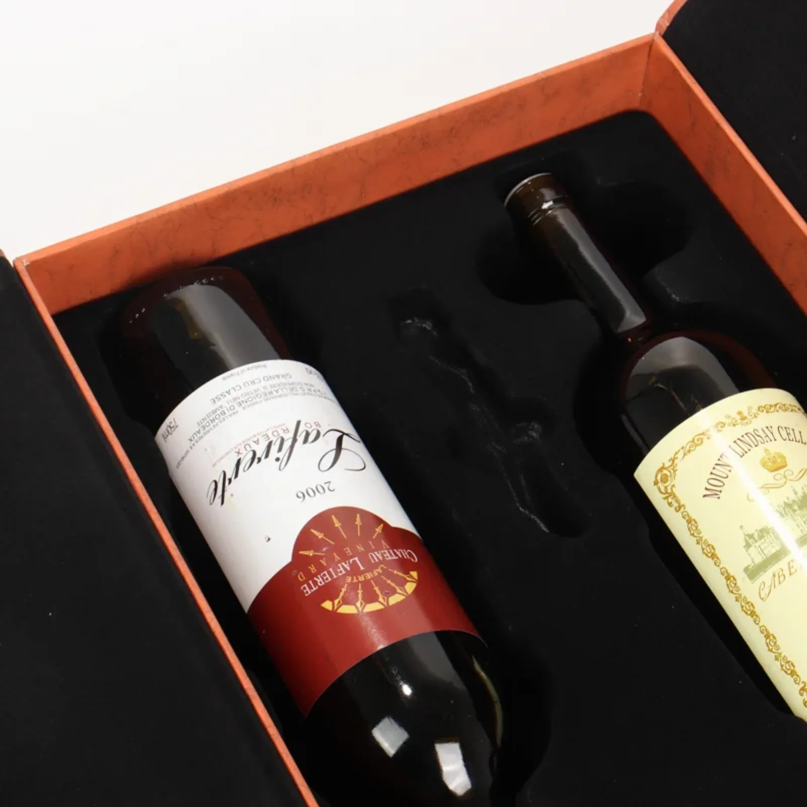 2-Bottle Cardboard Wine Gift Box with Magnetic Closure 2