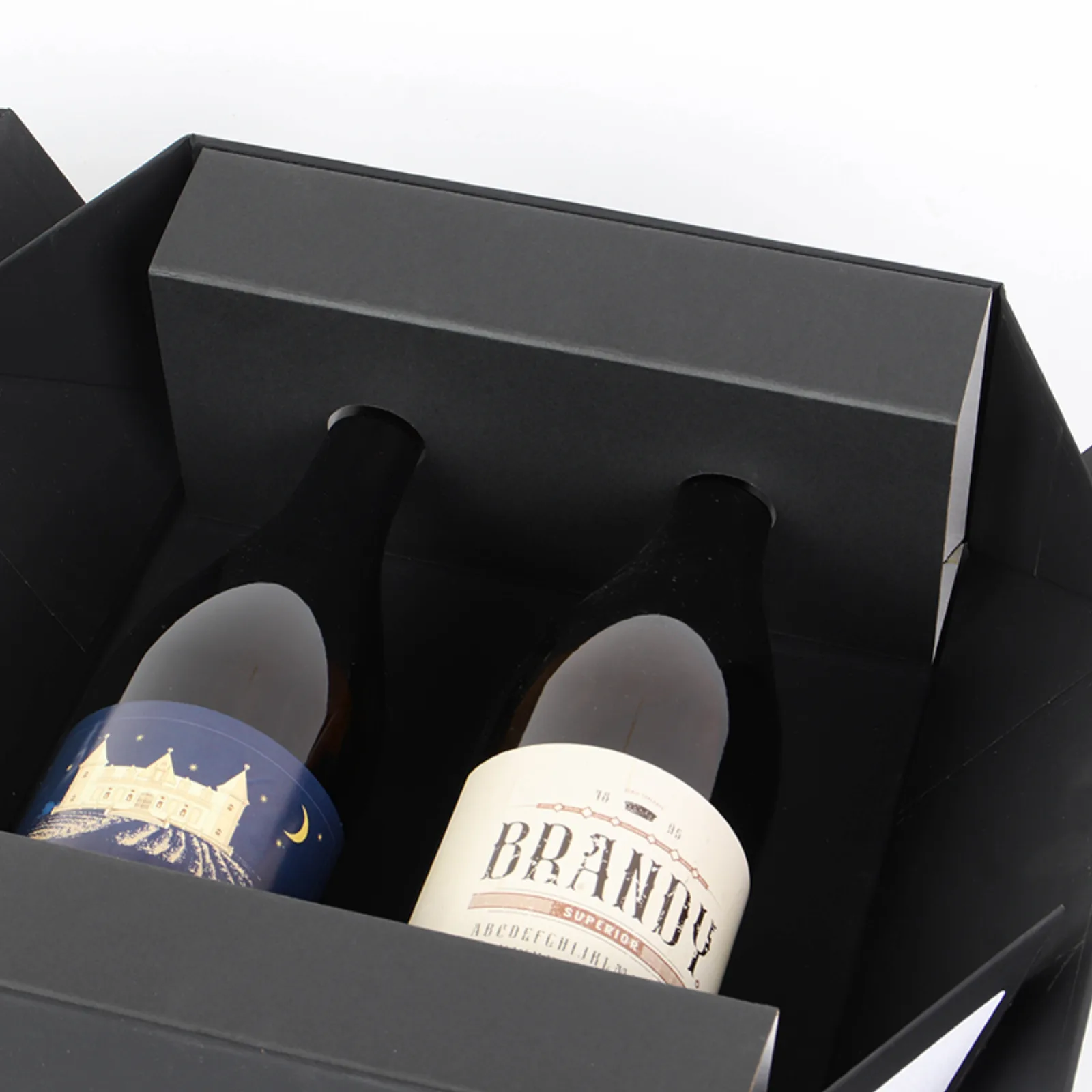 Black Double Cardboard Wine Bottle Gift Box With Magnetic Closure 2